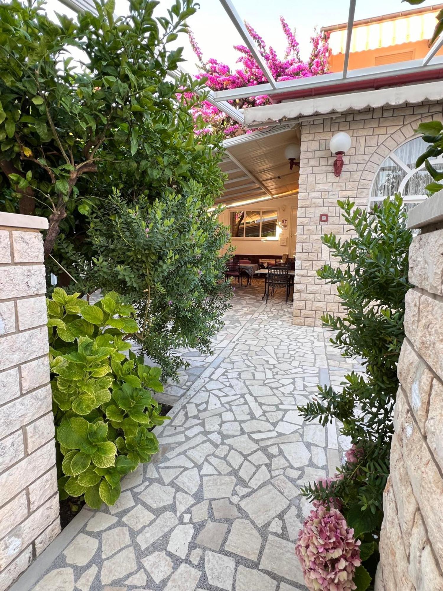 Palit Bed & Breakfast Rab מראה חיצוני תמונה
